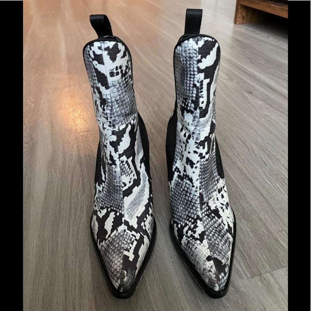 Zara Cowboy Ankle Boots
